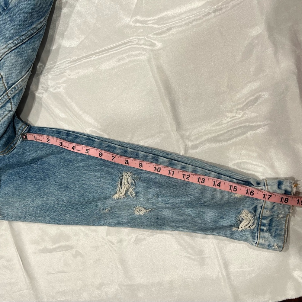 Distressed denim jacket - Picture 6 of 7